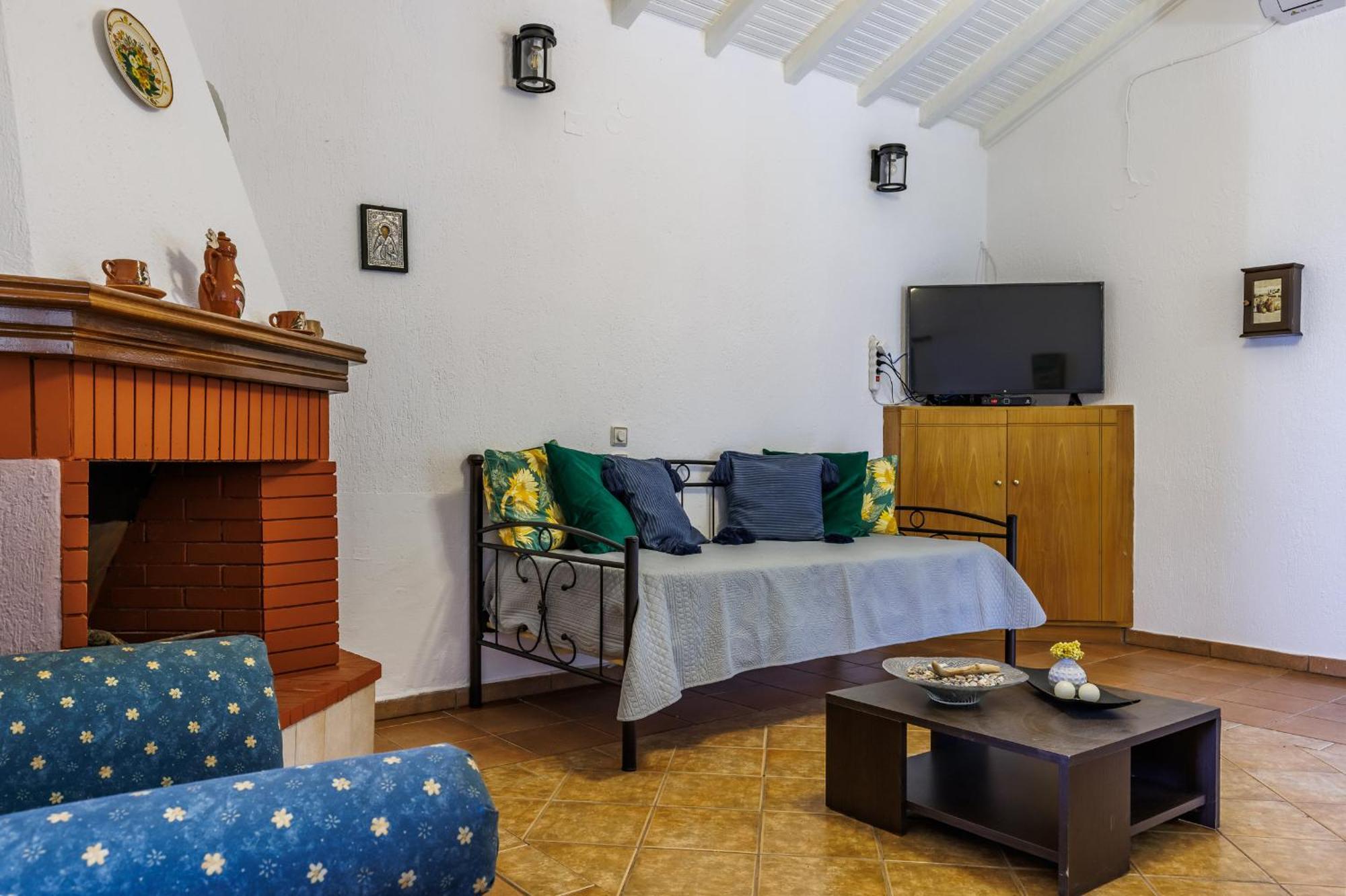 Nerissa Cottage - Skopelos Glossa Atheato Exterior foto